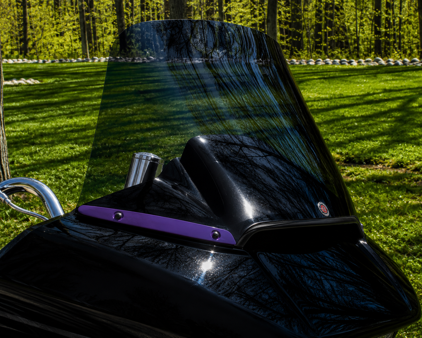 2012–2022 Road Glide Windshield Accent Trim