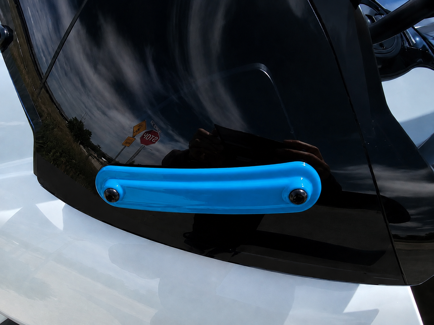 Pop Blue Windshield Accent Brackets for 2024+ Harley-Davidson Road Glide ( fits 10 inch Klock Works Windshield)
