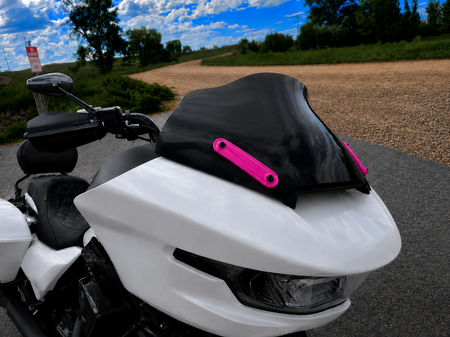Pink Windshield Accent Brackets for 2024+ Harley-Davidson Road Glide ( fits 10 inch Klock Works Windshield)