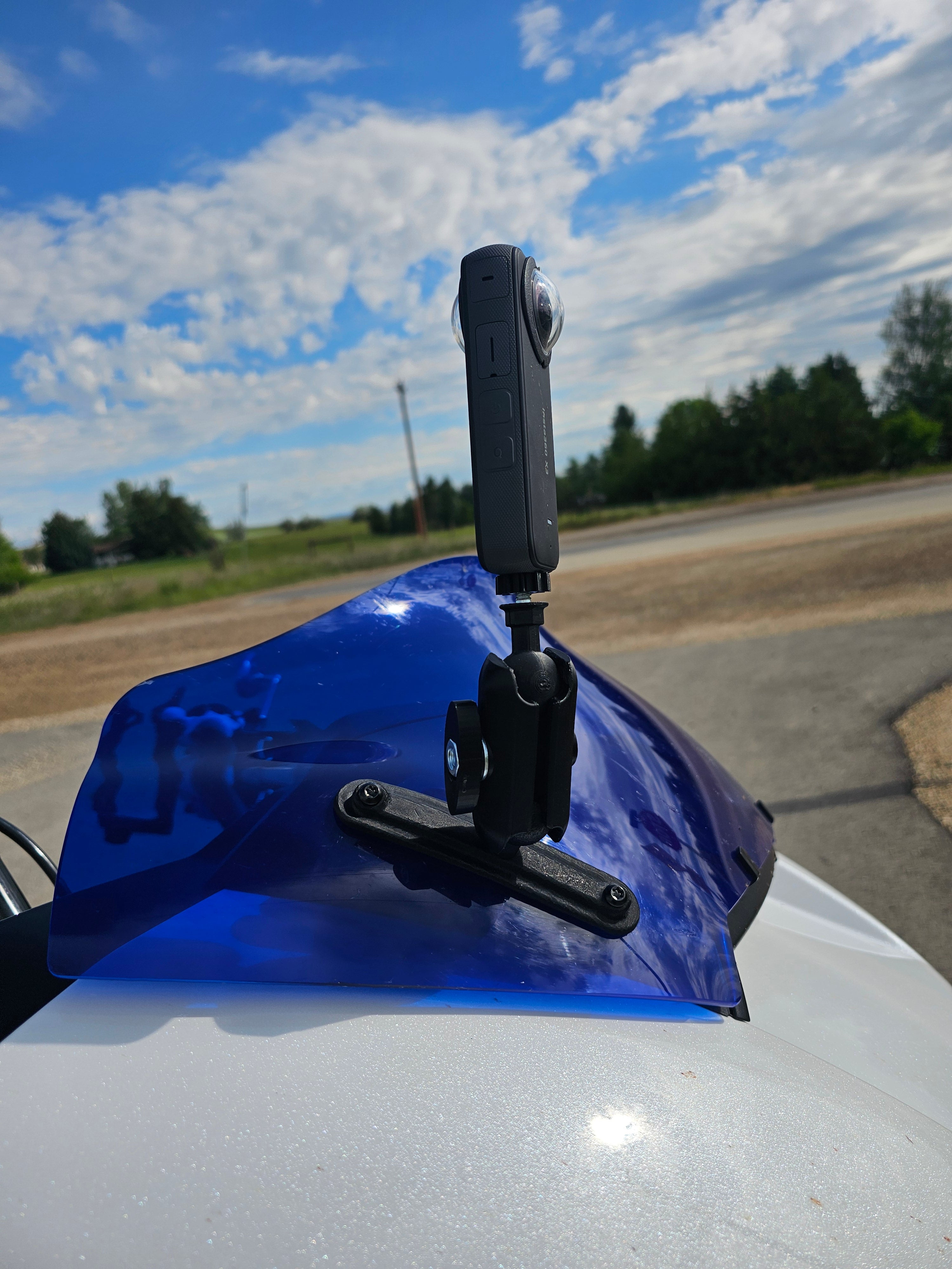 2024+ Harley Road Glide klockworks 10 inch Windshield bracket insta360 and gopro Camera Mount