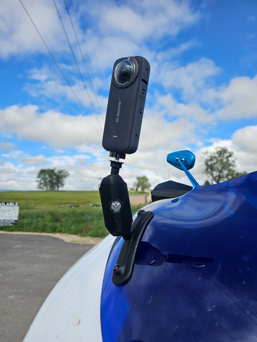 2024+ H-D Road Glide 10 inch klockworks windshield bracket insta360 camera mount.