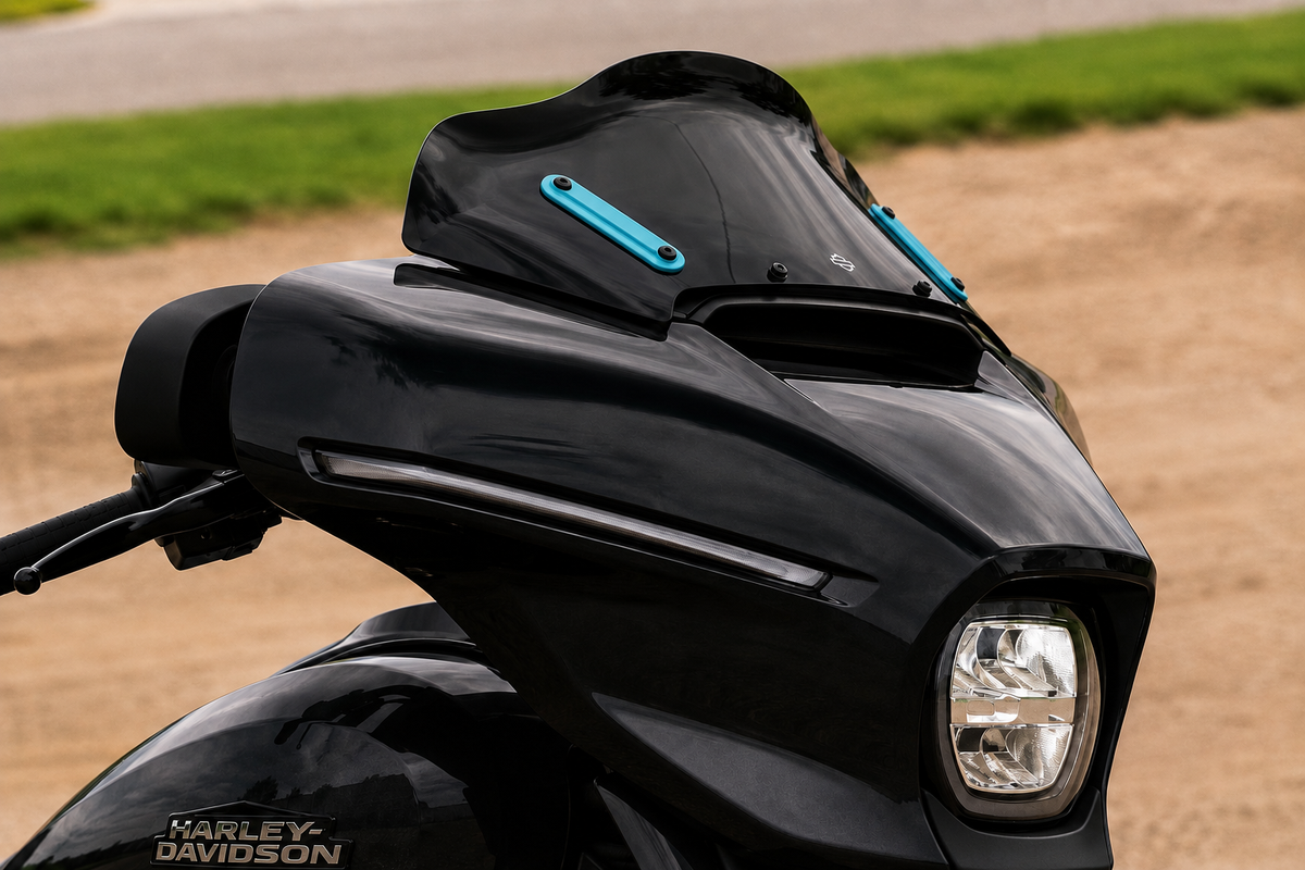 Colored Windshield Accent Brackets for 2024+ Harley-Davidson Street Glide