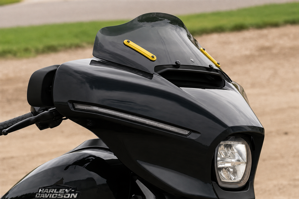 Colored Windshield Accent Brackets for 2024+ Harley-Davidson Street Glide